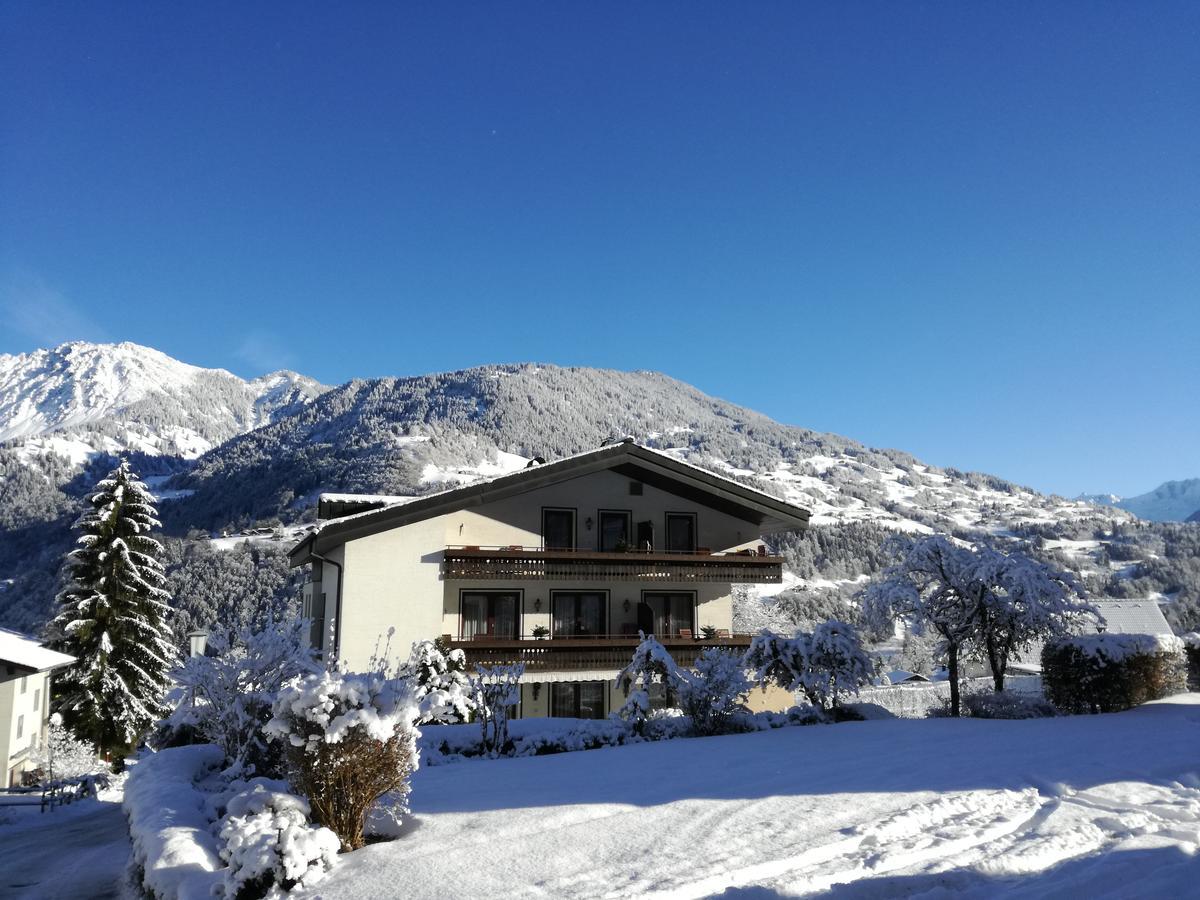 Haus Mansaura Lägenhet Vandans Exteriör bild